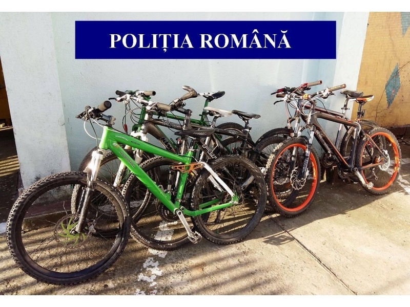 Biciclete, în valoare de 18.000 de lei, recuperate de polițiștii clujeni