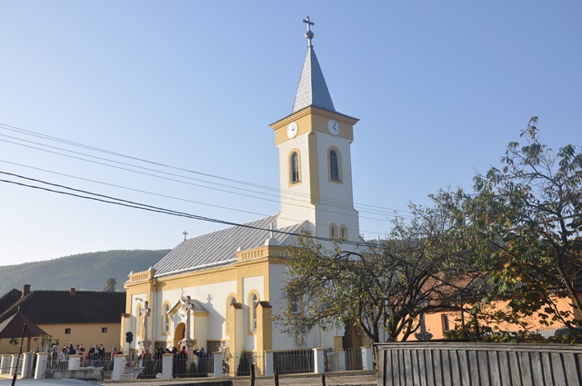 Biserica din Parohia Subcetate a fost resfințită