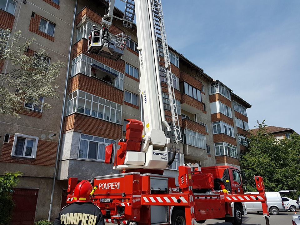 Pericol înlăturat de pompierii zălăuani
