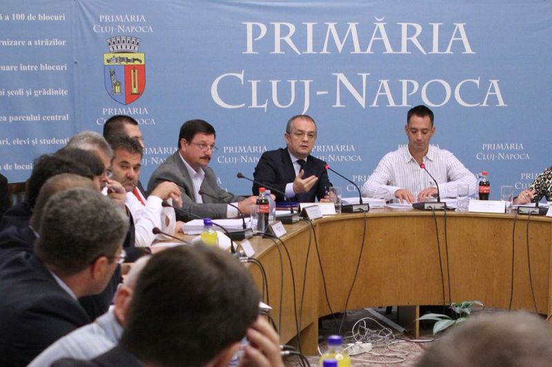Peste 5000 de cereri soluționate și încasări mai mari cu 6,5 milioane de lei la bugetul local, în urma măsurilor luate de Primăria Cluj-Napoca în 2013