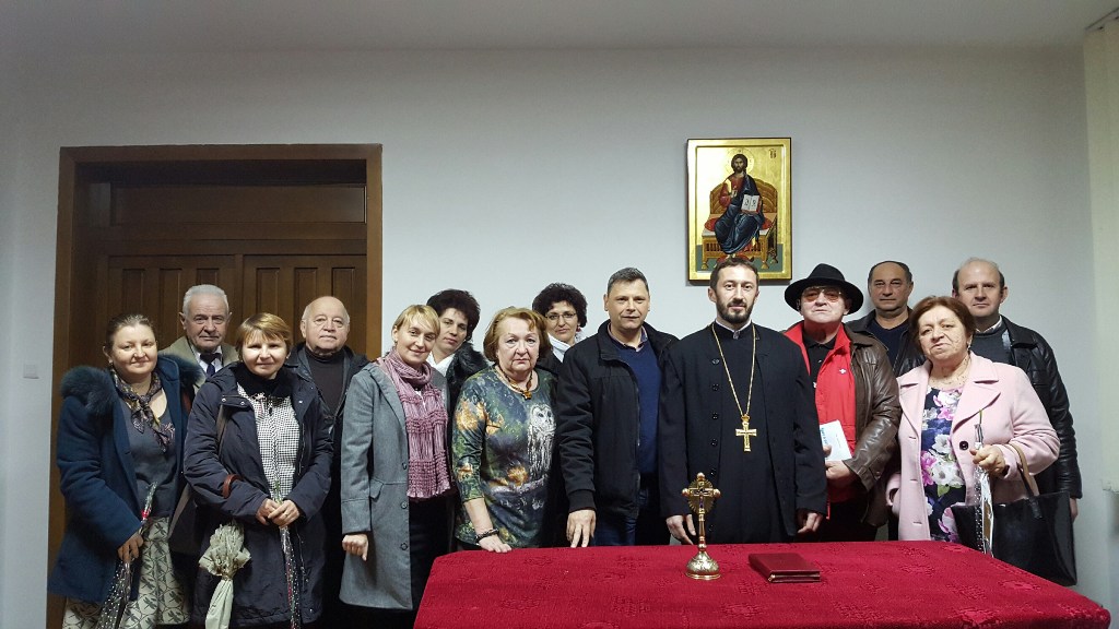 Întâlnire a oamenilor de cultură din zona Bradului