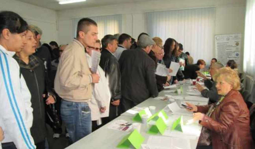 Număr record de locuri de muncă, oferite la Bursa Locurilor de Muncă