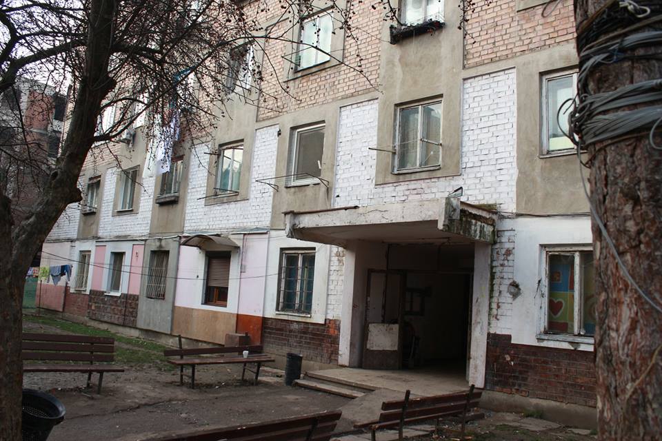 Lucrări de igienizare la două cămine sociale din Deva
