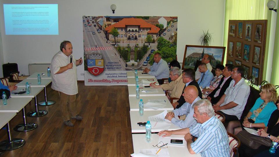 Dezbatere publică cu privire la strategia de dezvoltare a municipiului Câmpia Turzii 2015-2020