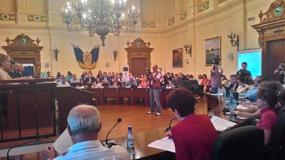 Caravana Regională a Fondurilor Europene 2014-2020 a ajuns la Deva