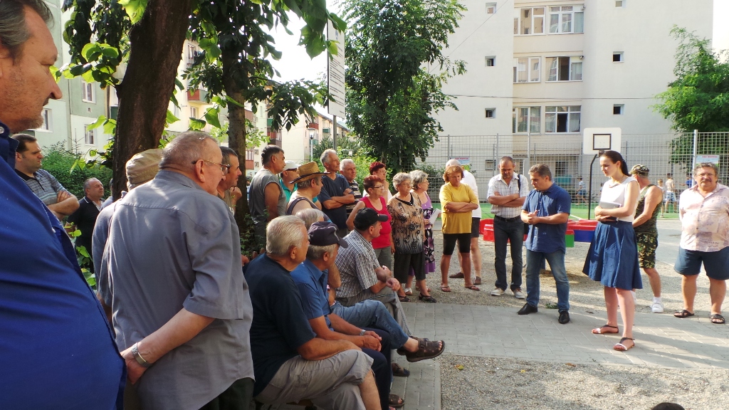 Mediaș: Întâlnire cu cetățenii din cartierul După Zid