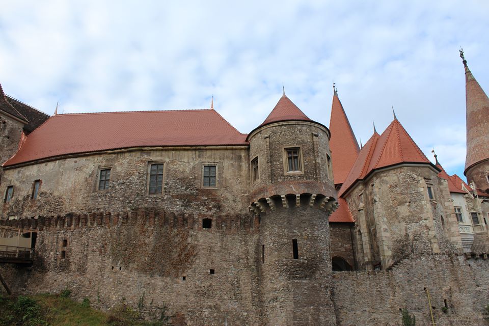 Acoperişul Castelului Corvinilor din Hunedoara a fost reparat