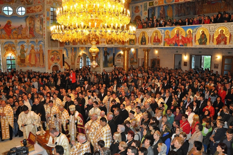 Concert coral închinat Învierii Domnului „Lumina Lui Hristos luminează tuturor”, la Catedrala Episcopală din Zalău