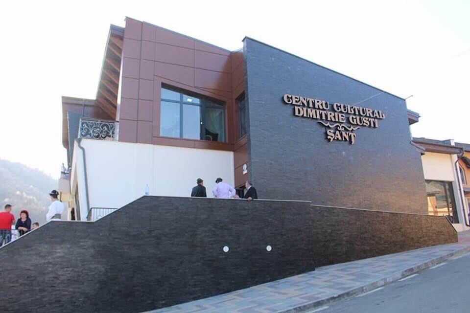 Săptămâna luminată a început în comuna Șanț cu inaugurarea Centrului Cultural „Dimitrie Gusti”