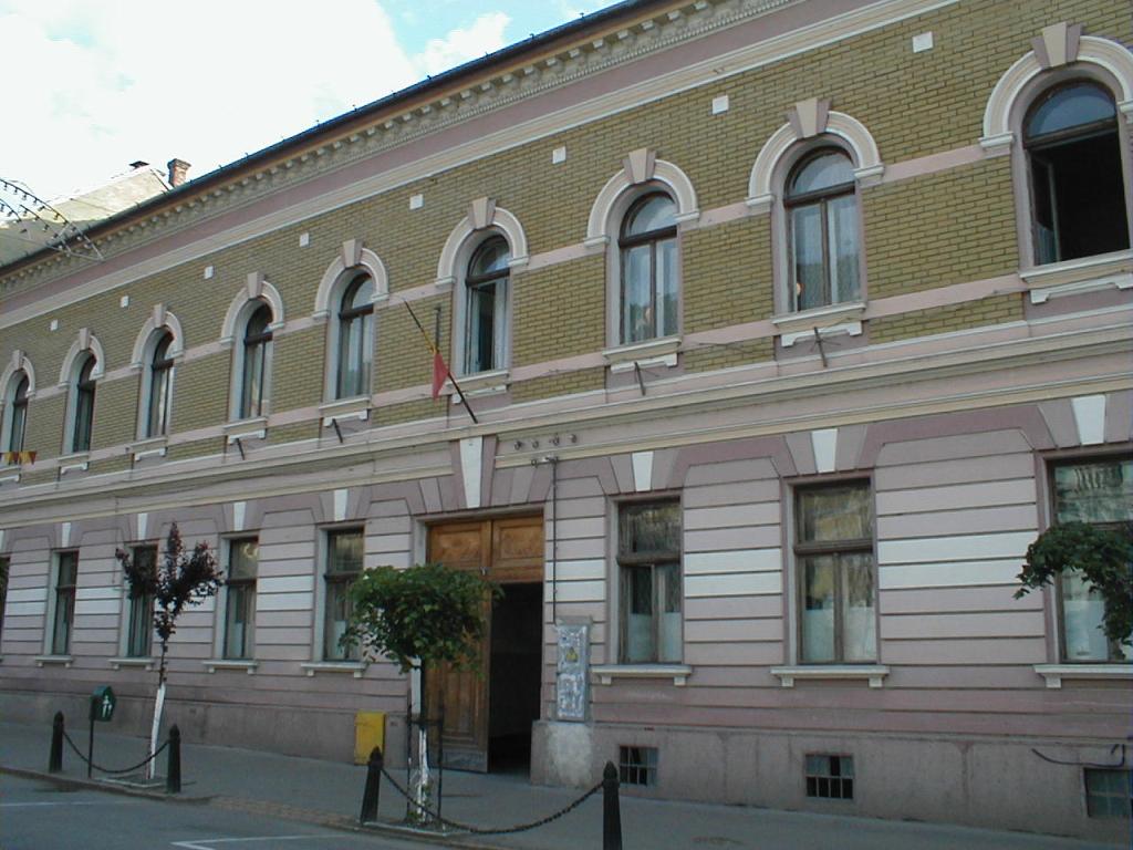 Elevii de la Colegiul Național „Andrei Mureșanu” din Dej au început anul în noile săli de clasă