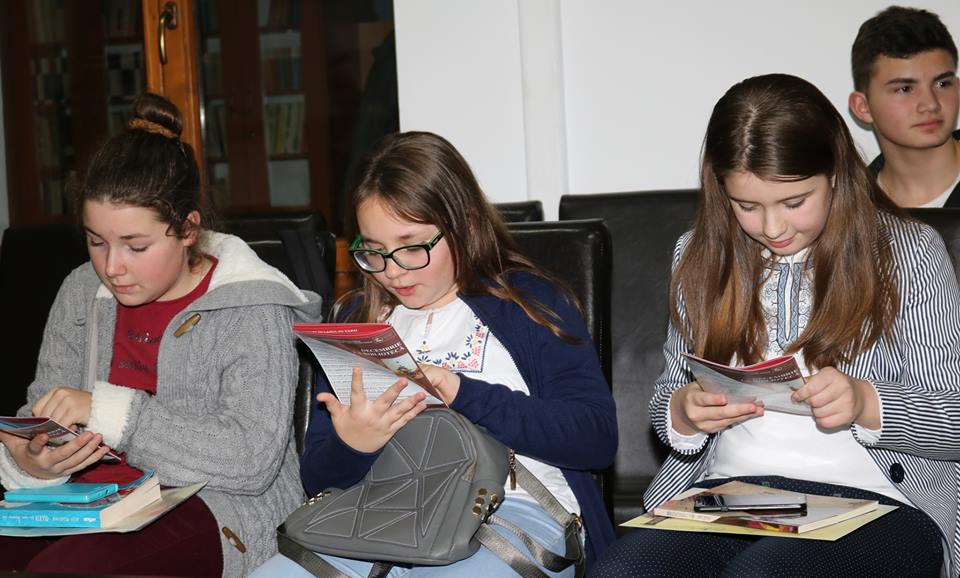 Vezi câștigătorii concursului „Fii în cărți!”, organizat de Biblioteca Județeană „George Coșbuc” Bistrița-Năsăud