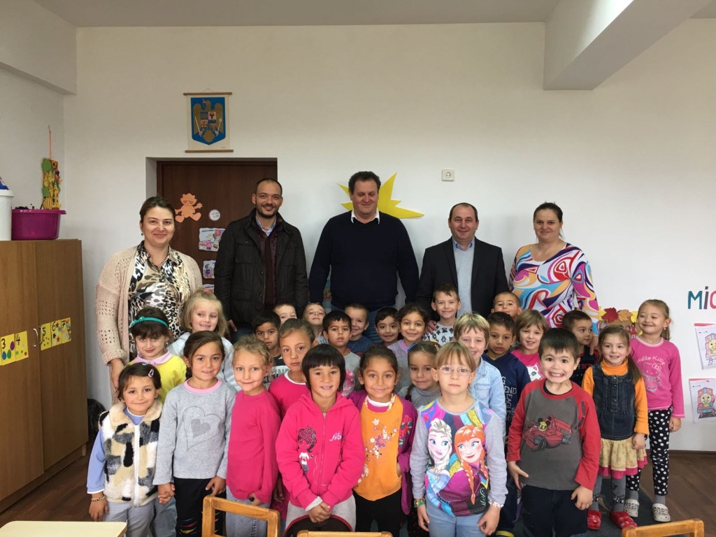 Sibiu: Consilierii judeţeni se implică pentru atragerea copiilor spre educaţie