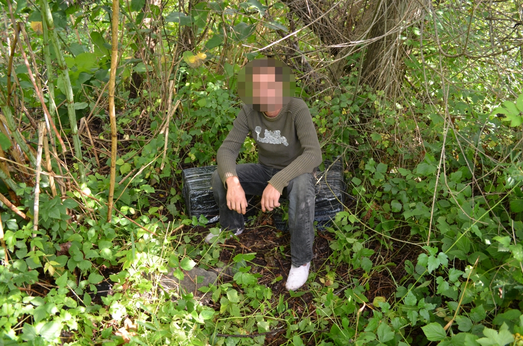Țigări de contrabandă confiscate în Crăciunești