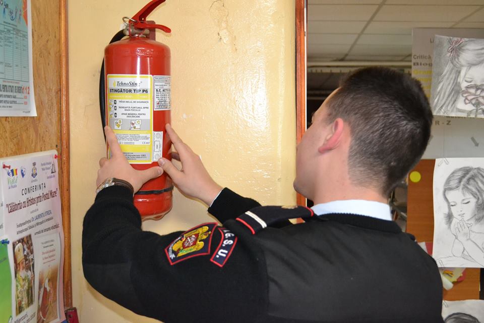 Controale în cluburi și baruri efectuate de ISU Maramureș