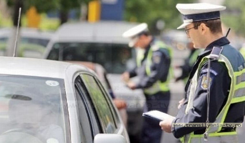 Amenzi usturătoare și 8 permise de conducere au suspendat polițiștii sătmăreni într-o singură zi