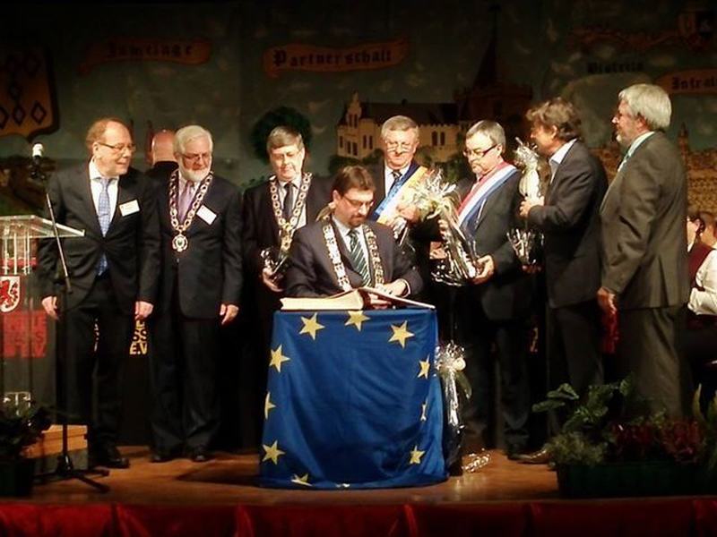 Hai să ne avem ca frați! Ovidiu Crețu a partcicipat la o întâlnire partenerială la Herzogenrath (Germania)