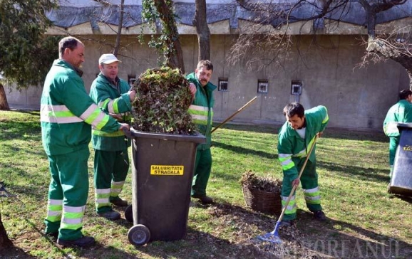 Campania de curățenie de primăvară continuă la Oradea