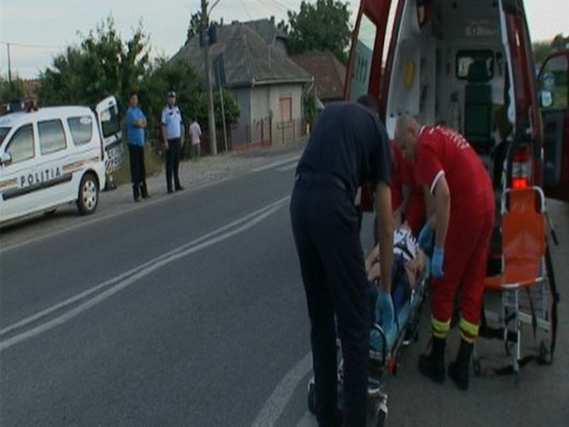 O studentă din Bistrița a lovit cu mașina o adolescentă pe o trecere de pietoni din Dej