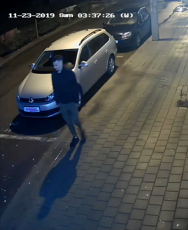 L-AȚI VĂZUT ? CAUTAT PENTRU DISTRUGERE!