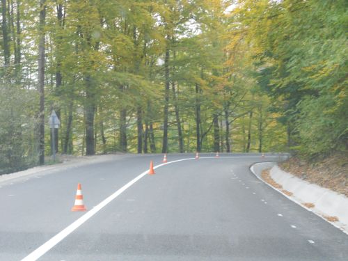 Circulatie reluata prin Pasul Gutâi. Șoseaua este departe de a fi terminată