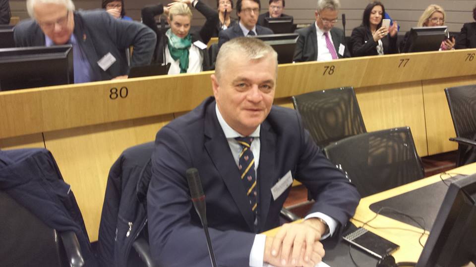 Bruxelles: Problema refugiaţilor priveşte şi administraţia hunedoreană