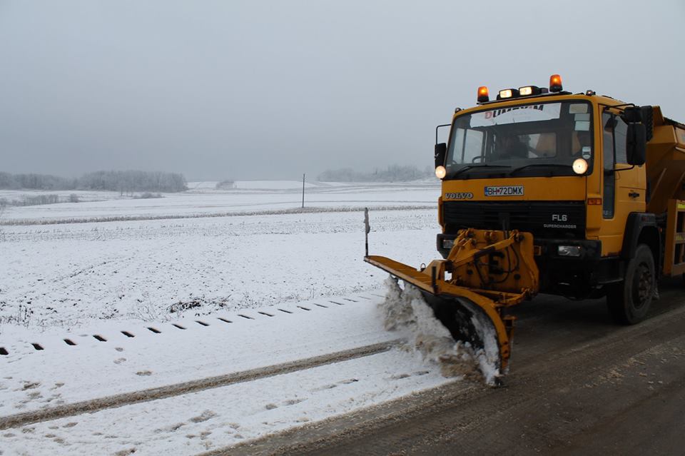 Drumurile județene din Bihor sunt curățate