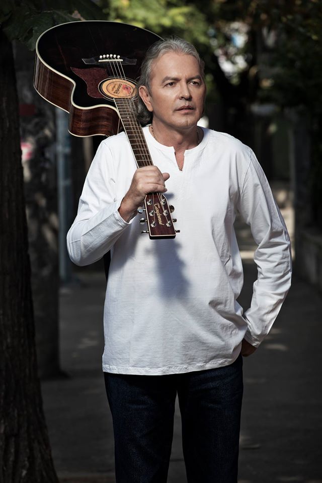 Ducu Bertzi și Ștefa Hrușcă, prezenți la Gala muzicii folk „Floare de Colţ”
