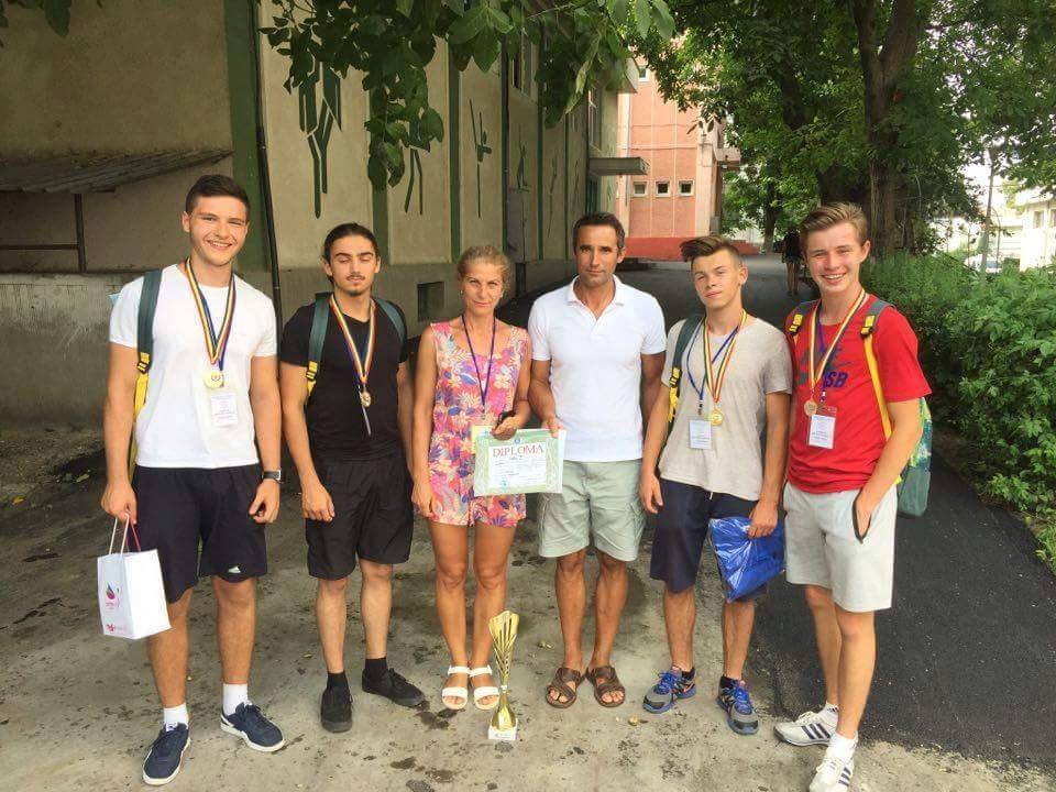 Echipajul Colegiului Național „Petru Rareș” Beclean, campion național la concursul „Cu viața mea apăr viața”