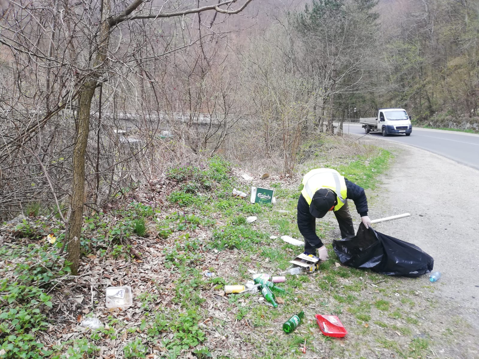 Au fost ecologizate două importante drumuri și zone turistice din județul Cluj