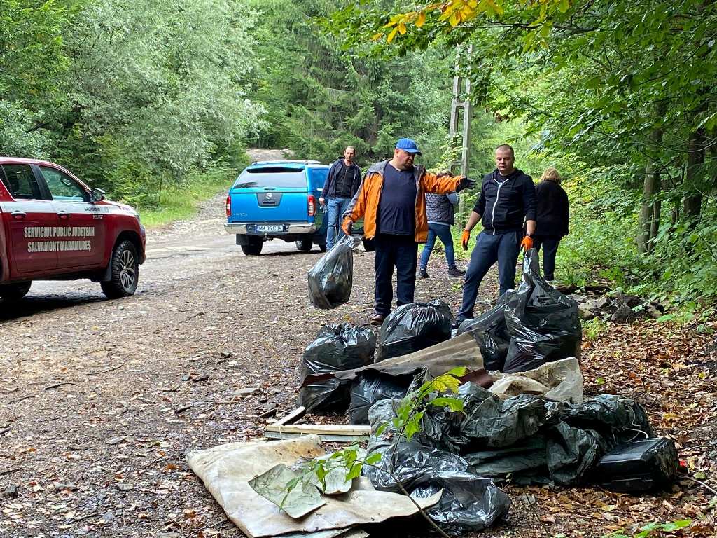 Acțiuni de ecologizare în Maramureș pentru a marca “Ziua Națională a Muntelui” 2022