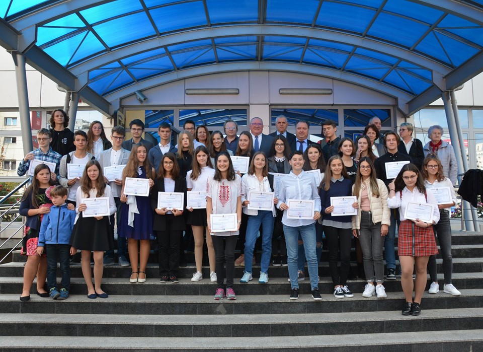 Tinerii merituoși ai Clujului, premiați de Consiliul Județean