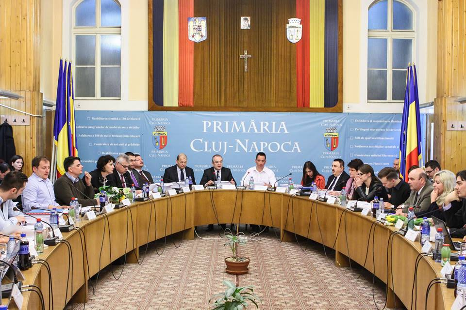 Primăria Cluj Napoca va acorda peste 14 500 de burse pentru elevi