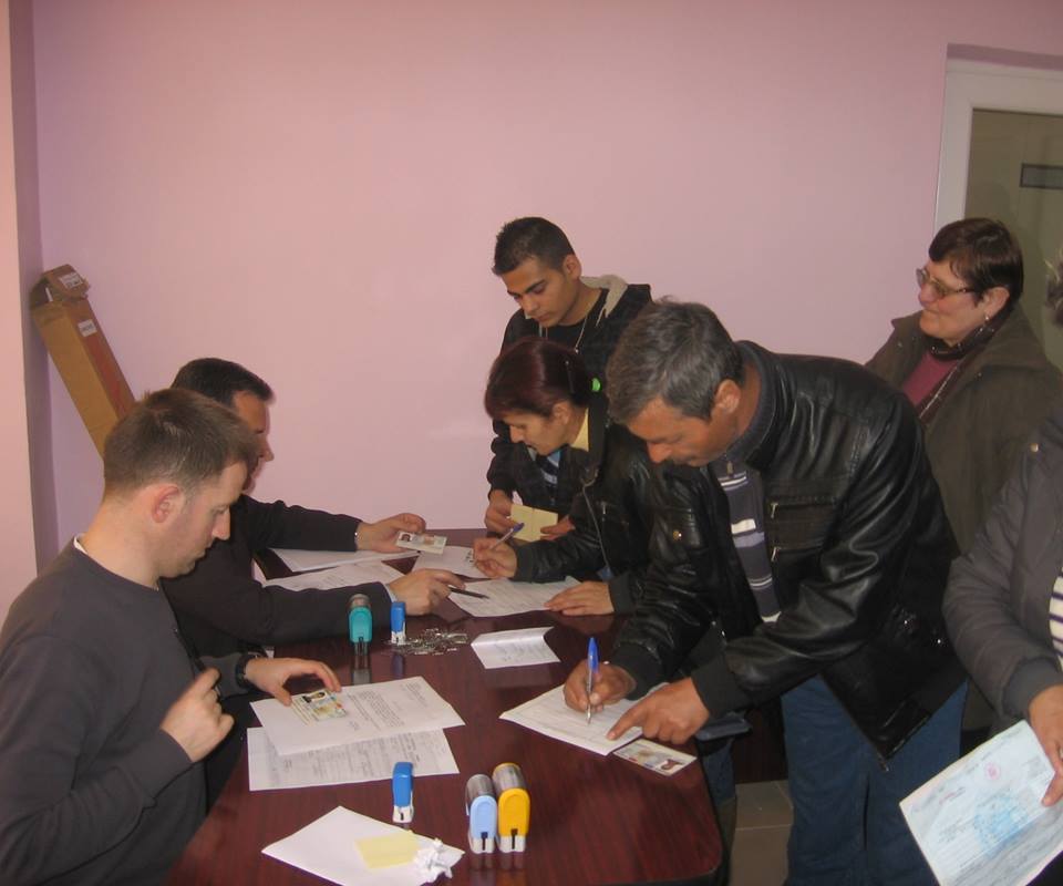 Preluare de documente pentru întocmirea cărţilor de identitate în comuna Cojocna