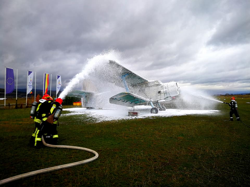 Exercițiu la Aerodromul din Bistrița