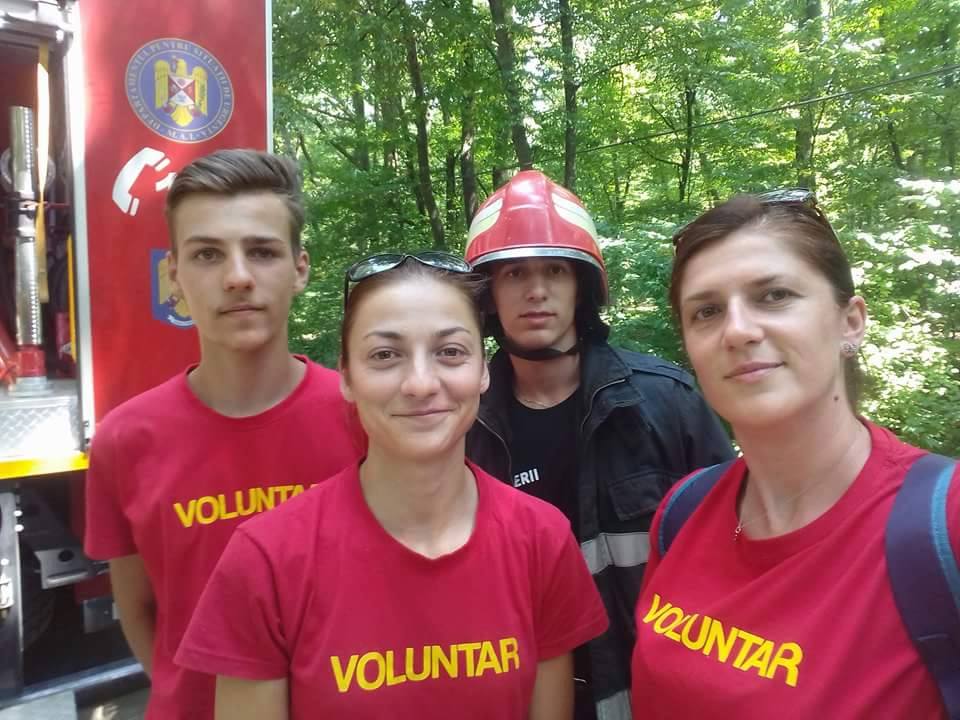 Voluntarii de la ISU Sălaj au participat la un exerciţiu desfăşurat la Ocolul Silvic Cehu Silvaniei