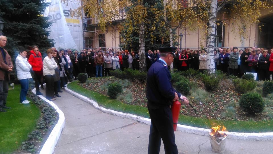 Exercițiu desfășurat de ISU Sălaj la sediul Primăriei Zalău