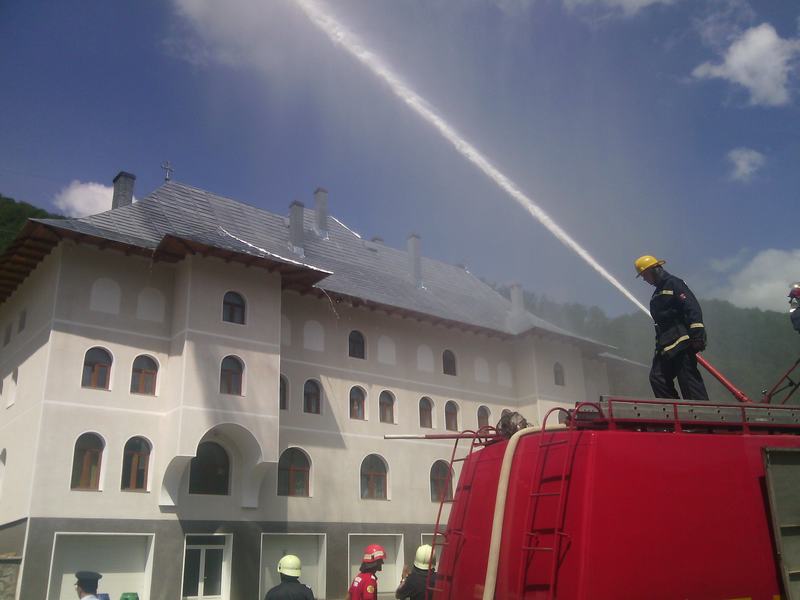 Exercițiu tactic complex la Mănăstirea Parva (Galerie FOTO)