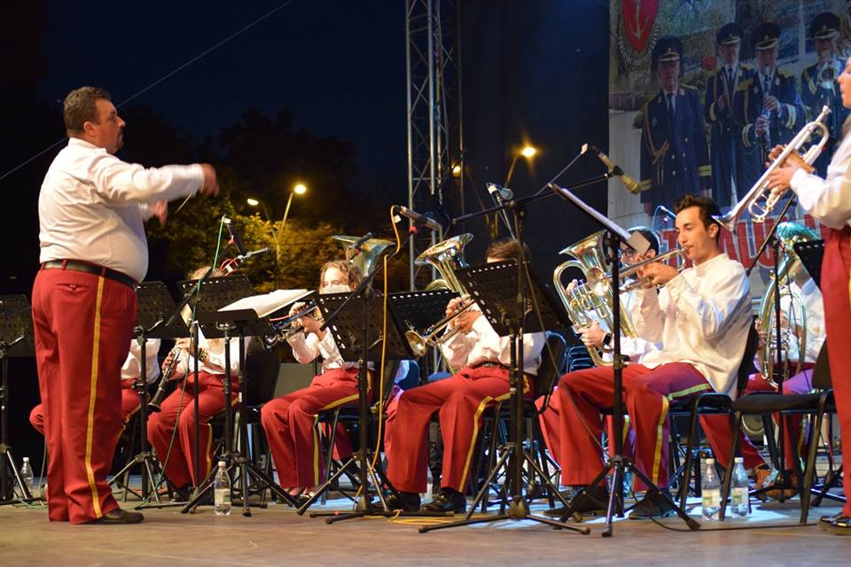 Fanfara „Promenada” şi Majoretele „Dream Girls” din Câmpia Turzii, la Festivalul Internaţional „Iosif Ivanovici” din Galaţi