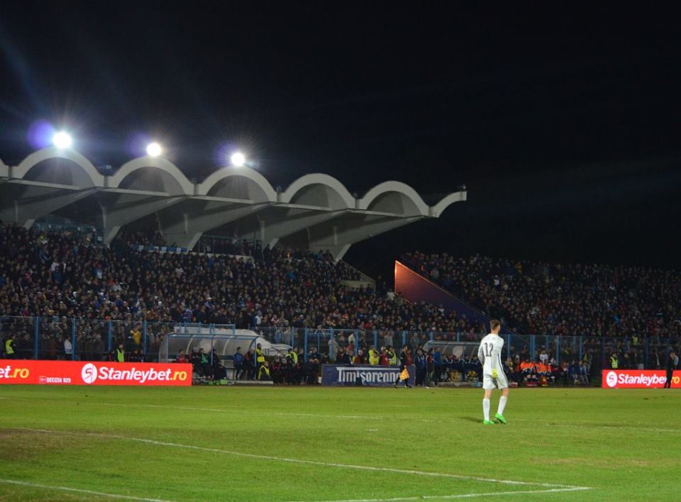 Clubul FCM Baia Mare, amendat de jandarmi după meciul cu Steaua