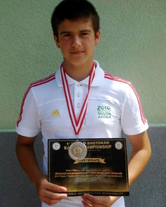 Karateka Flavius Armaş, din Fărcaşa, va reprezenta România la Campionatul Mondial de Karate Shotokan din Priştina (Republica Kosovo)