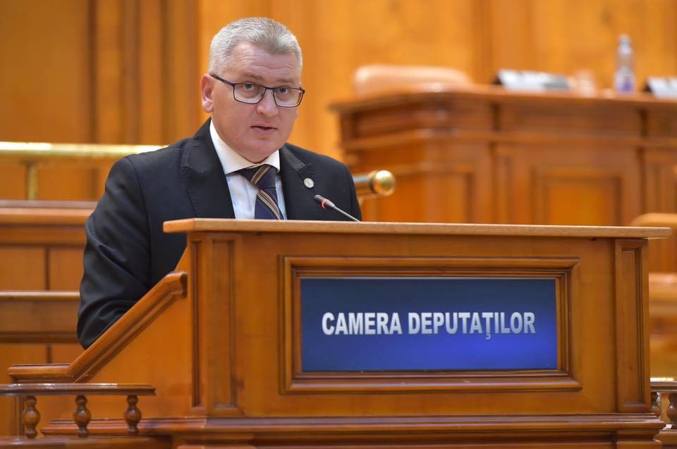 Deputatul Florin Roman se tine de cuvant! Podul peste Mures de la Alba Iulia intra in reparatii!