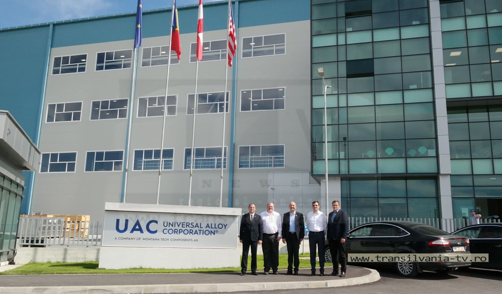 Prefectul a vizitat fabrica UAC din Dumbrăviţa, judeţul Maramureş. Reprezentanţii companiei americane vor investi în următorul an şi în judeţul Satu Mare