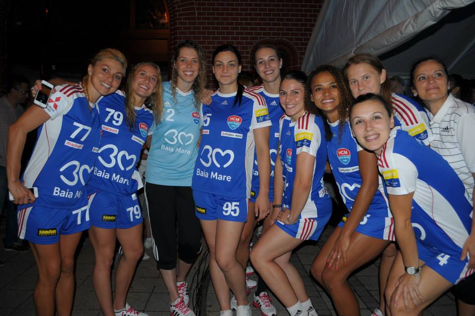 Copiii de la cluburile de juniori din Baia Mare au jucat handbal cu campioanele de la HCM