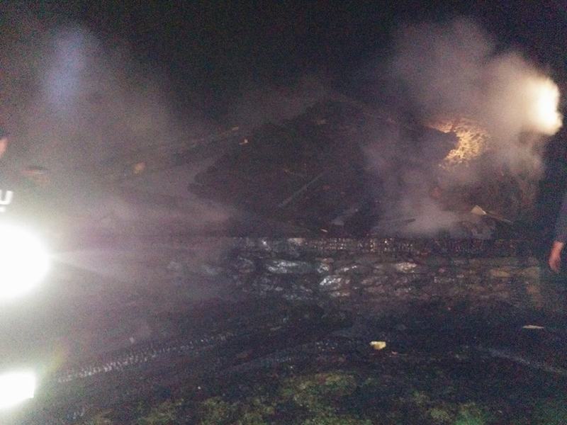 ILVA MARE: O șură, un grajd și o bucătărie de vară au căzut pradă flăcărilor