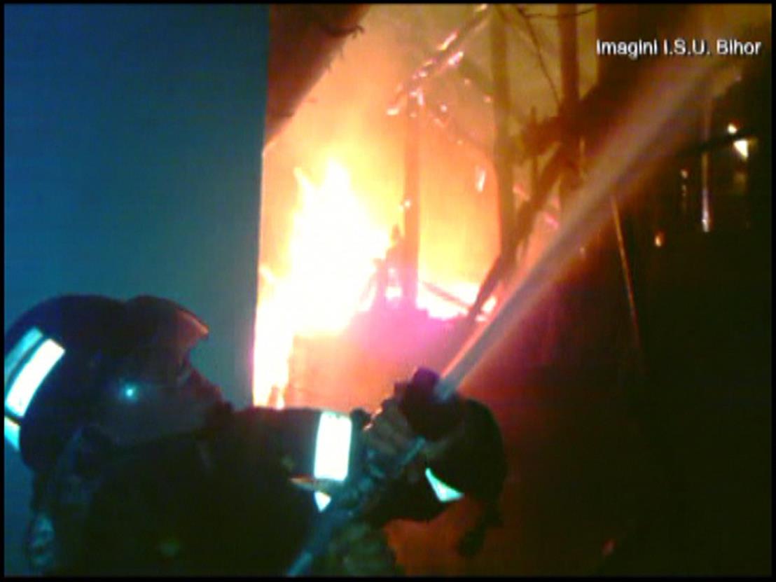 Persoană rănită în urma unui incendiu produs în Ianoșda