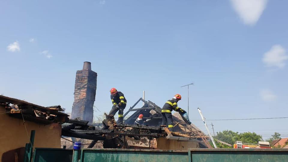 Incendiu produs în Oar