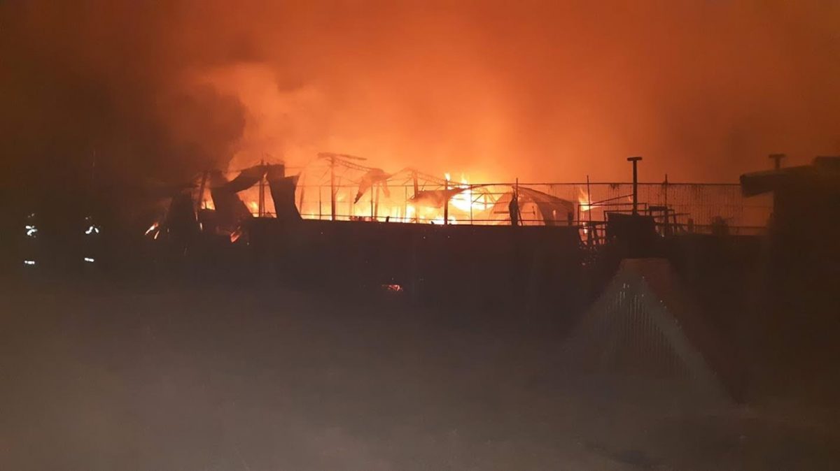Incendiu de proporții produs aseară în Salonta