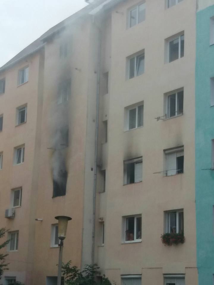 Incendiu într-un apartament al unui bloc de locuințe din municipiul Sibiu