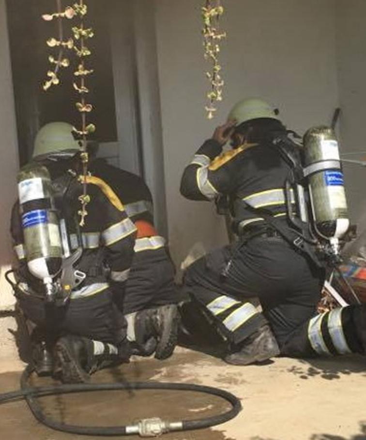 Oradea: Incendiu produs la o locuinţă situată pe strada Apateului