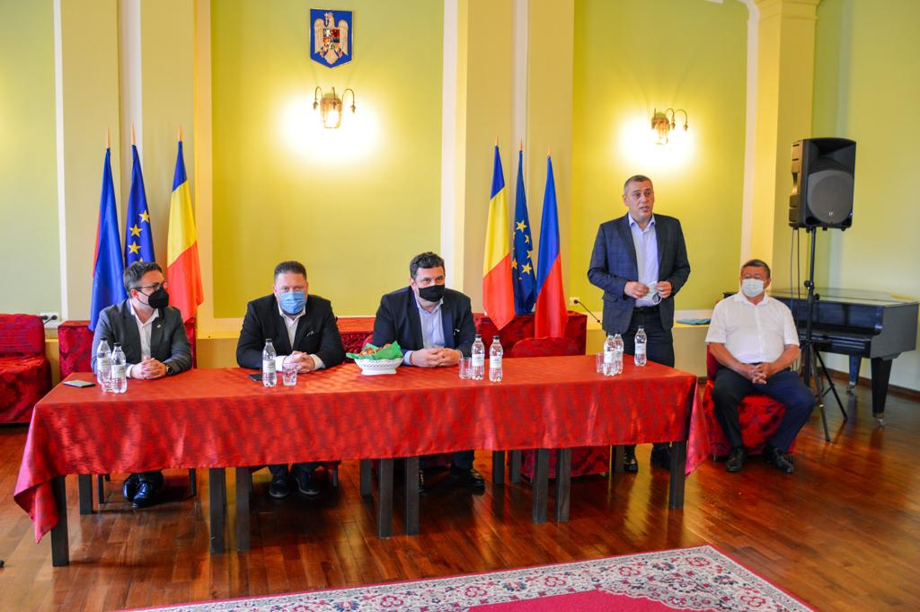 Agricultorii, fermierii și primarii sătmăreni s-au întâlnit la Carei